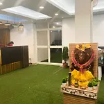 Goroomgo Grand Resort 2 Puri Near Sea Beach