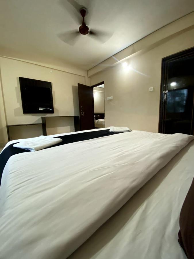 Hotel Goroomgo Grand Resort 2 Puri Near Sea Beach Puri